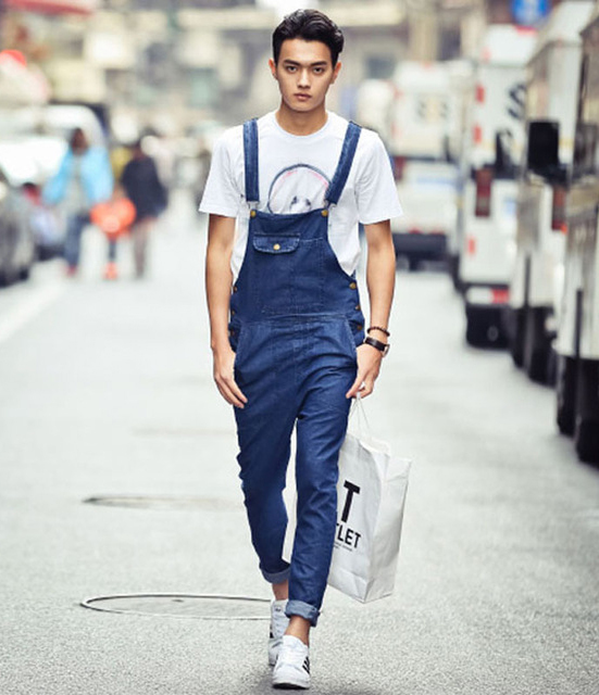 Những kiểu phối quần yếm cho nam giới